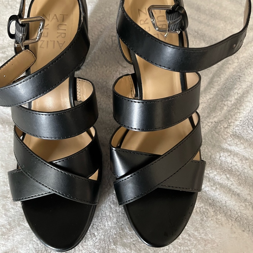 Naturalizer Sandals